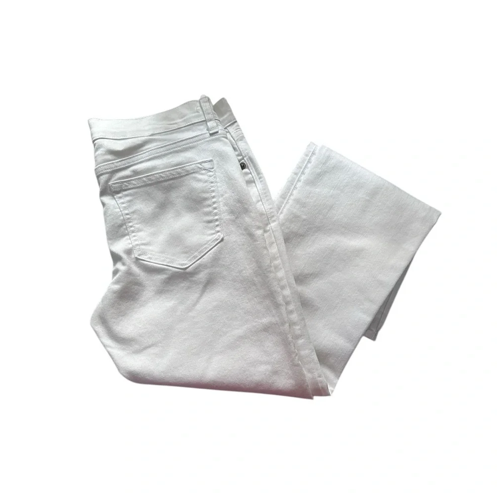 Old Navy White ‘Diva’ Denim Jeans.